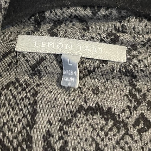 Lemon tart snake print Moto jacket. Sz l - Picture 5 of 9